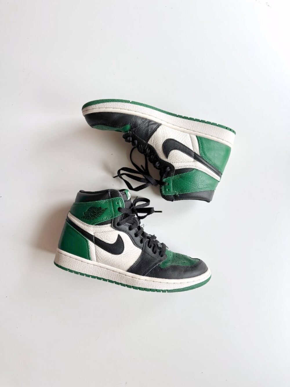 NIKE Air Jordan 1 Retro High Pine Green Sail Black Sneakers, Size 9